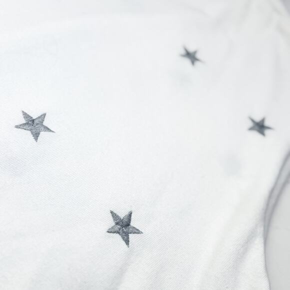 Easel LA White Cold Shoulder Star Print Top - Size L - Picture 5 of 7